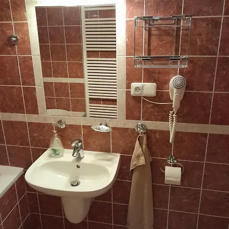 Aparthotel Kajovska 63 *