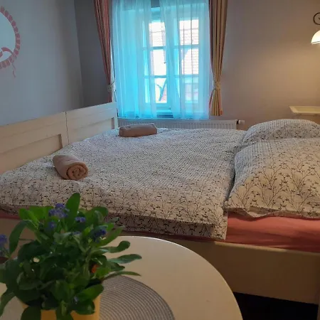 Kajovska 63 Aparthotel *
